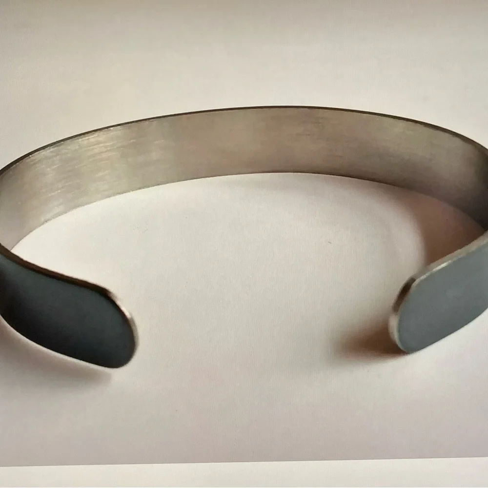 SCRIPTURE CUFF BRACELET - Picture 6 of 9
